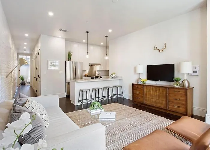 Charming Cbd 4Br On Gravier Near Jazz & Dining