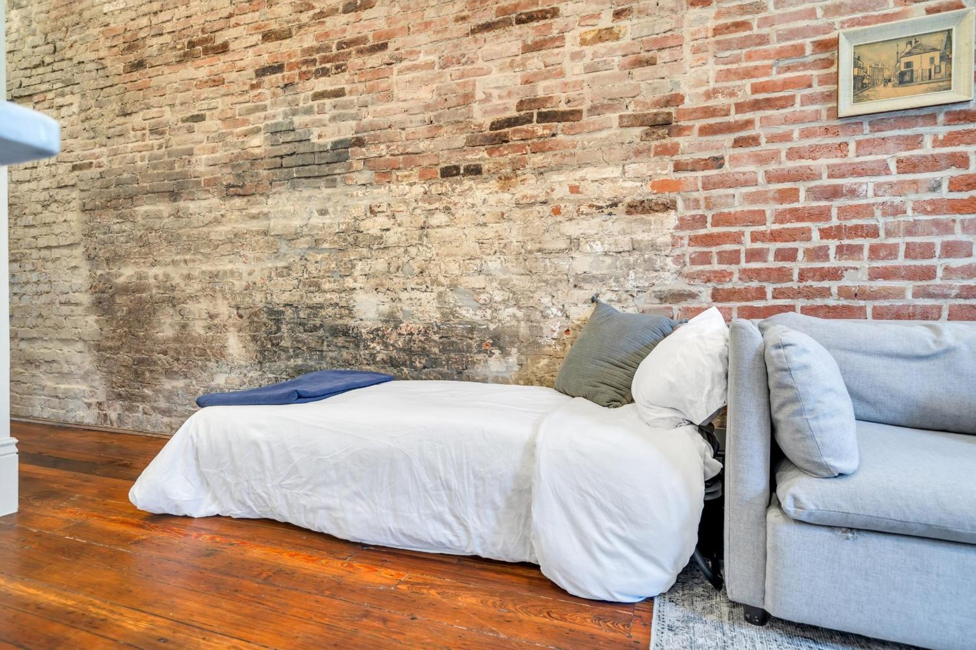 Hotel Charming Cbd 4br On Gravier Near Jazz & Dining *
