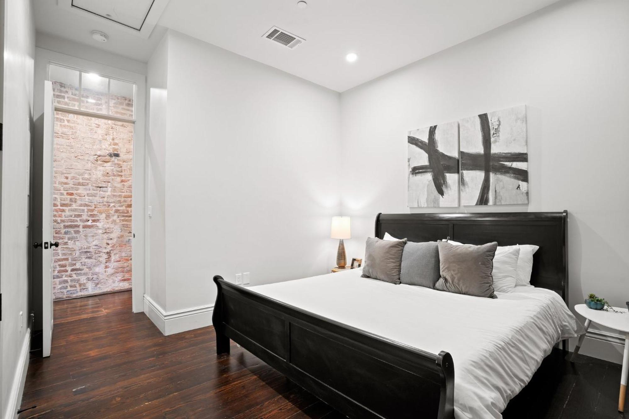 Charming Cbd 4br On Gravier Near Jazz & Dining Hotel